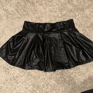 PLEATHER MICRO MINI SKIRT